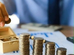 香港公司账目中人员工资在计算利得税时能否税前扣除？是否涉及个人薪俸税呢？